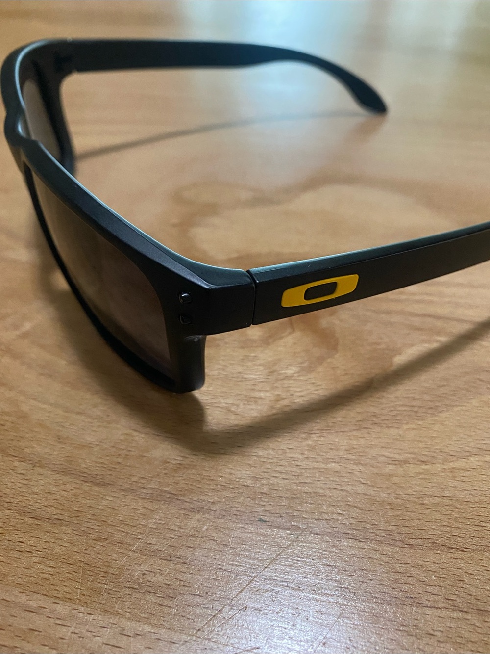 Oakley Holbrook Sunglasses Polarized Lenses